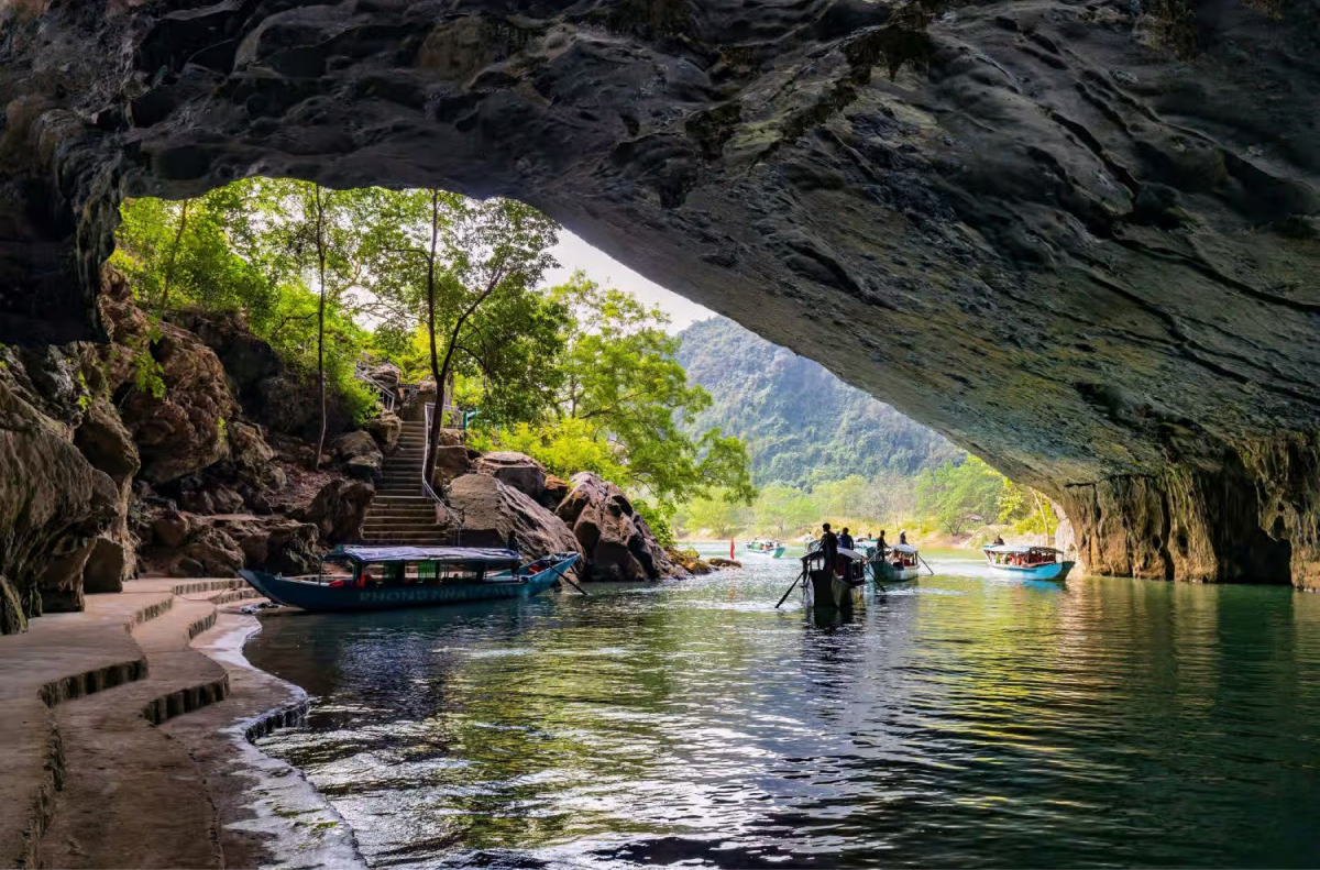 Động Phong Nha – Kỳ Quan Thiên Nhiên Hùng Vĩ