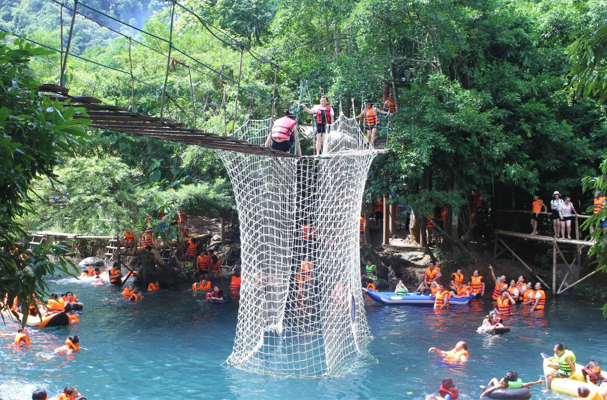 Suối Nước Mọoc