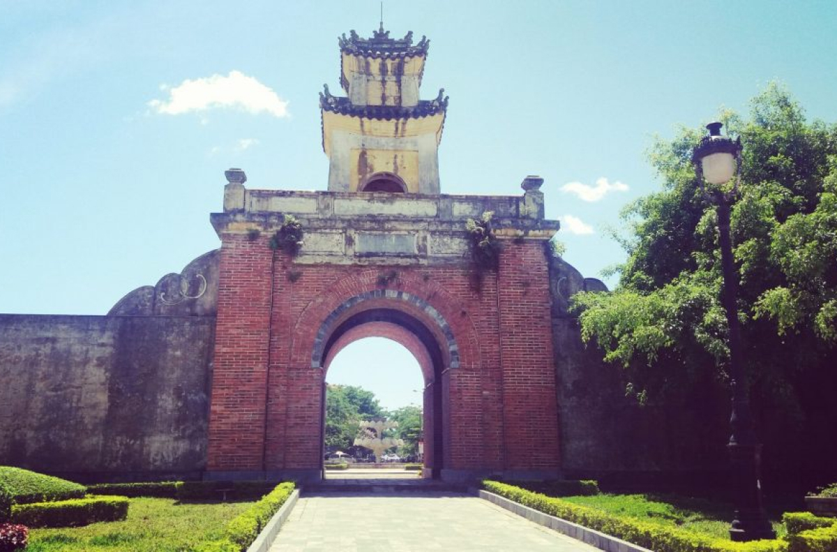 Di chuyển đến thành cổ Đồng Hới như thế nào?