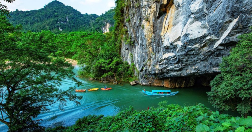 Động Phong Nha Kẻ Bàng – Hướng dẫn tham quan chi tiết