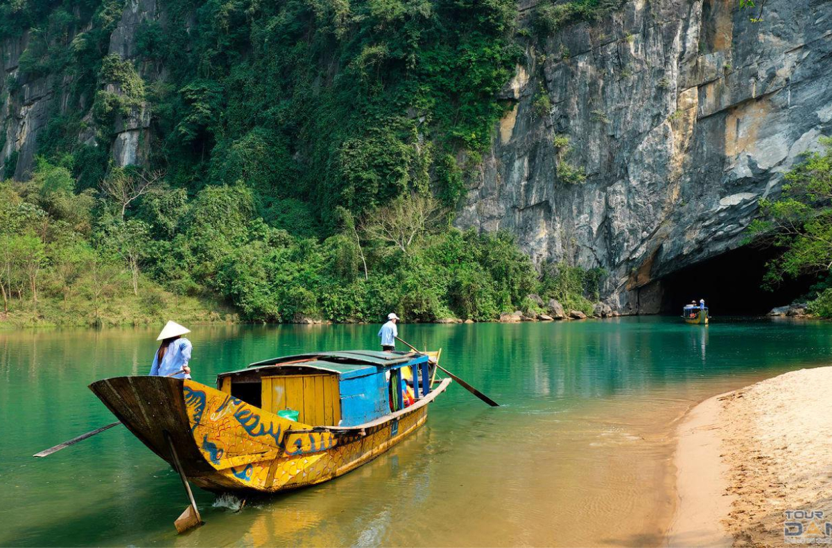 Động Phong Nha – Kỳ quan trong lòng đất