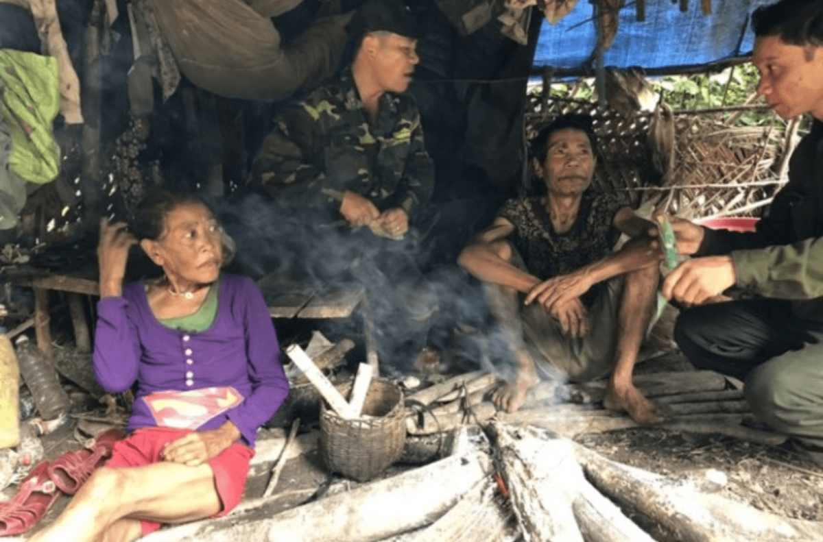 Du lịch mùa mưa ở Thượng Hóa, Minh Hóa 3 Khám phá bản làng người Rục – Nét văn hóa huyền bí giữa mùa nước lên