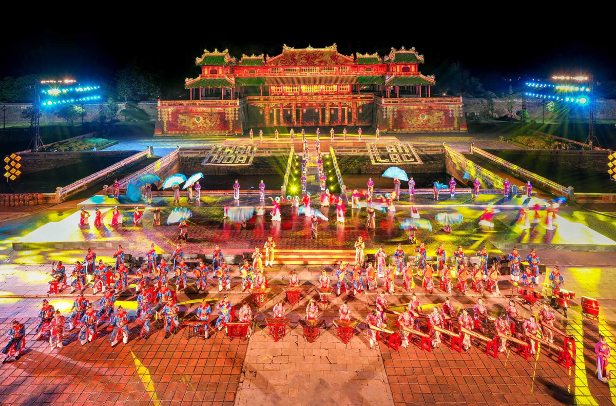 Bạn nên đến các di sản văn hóa ở miền Trung được UNESCO công nhận dưới đây 3 Nhã nhạc cung đình Huế – Giai điệu vương triều giữa lòng dân tộc