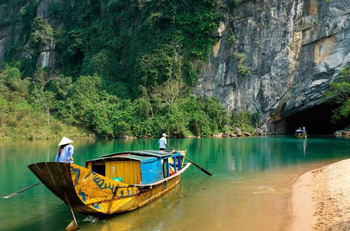 Thời gian đẹp nhất khi đi khám phá hang động Quảng Bình bạn nên biết 3 Thời gian đẹp nhất khi đi khám phá hang động Quảng Bình