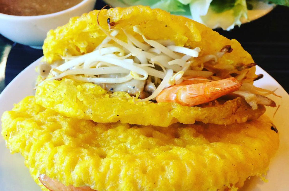 Bánh khoái Dì Lan