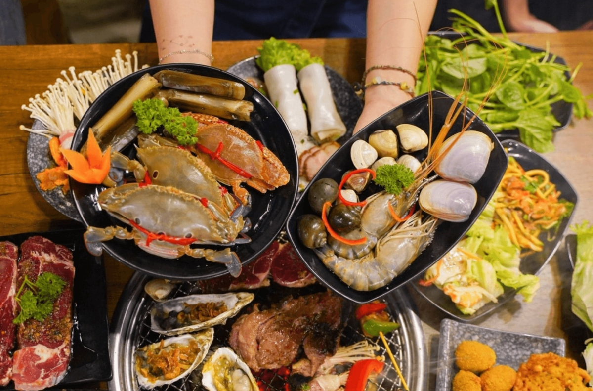 8+ địa chỉ ăn hải sản tươi ngon tại Quảng Bình 2 Everland – Không gian tre độc đáo, hải sản tươi ngon