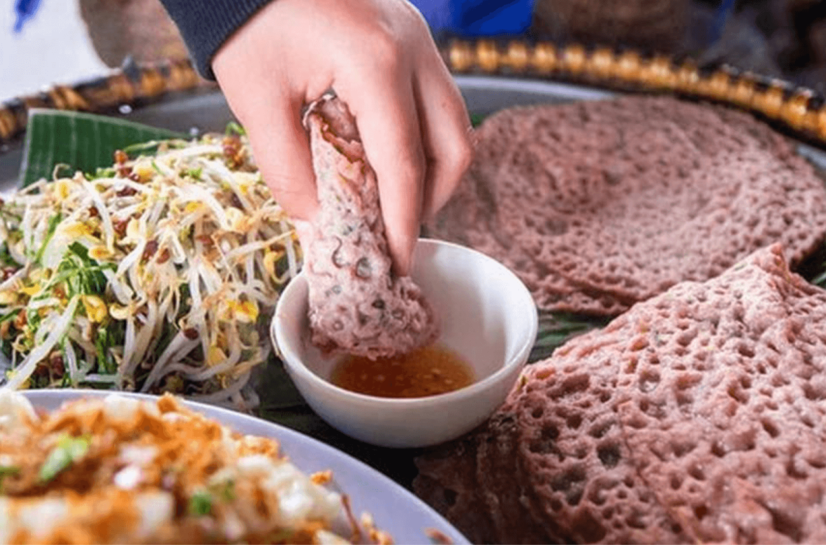 8+ địa chỉ ăn Bánh xèo ngon tại Quảng Bình 6 Quán Thuỳ Dương – Bánh xèo mới nhưng hương vị khó quên