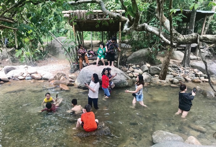 Cẩm nang an toàn và kỹ thuật khi khám phá vui chơi tại thác