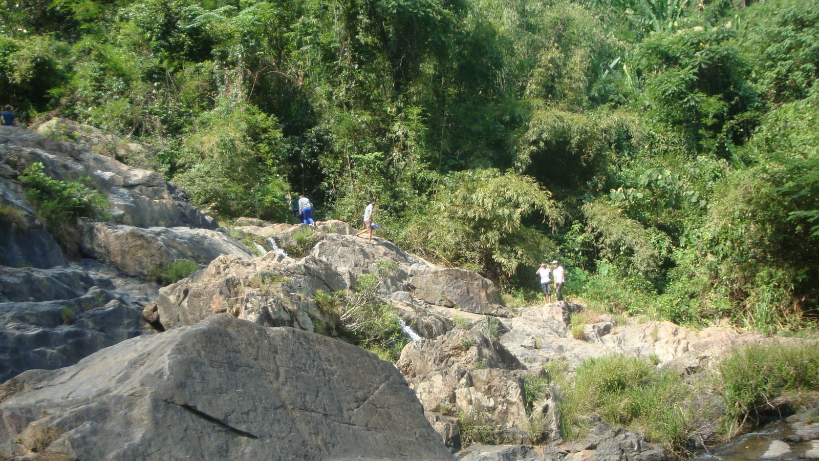 Lộ trình khám phá thác Ồ Ồ- Hành trình đánh thức mọi giác quan