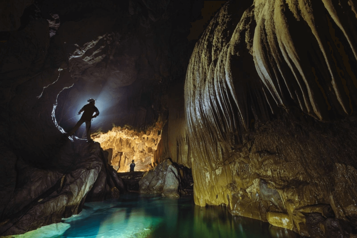 Kinh nghiệm trekking Hang Va