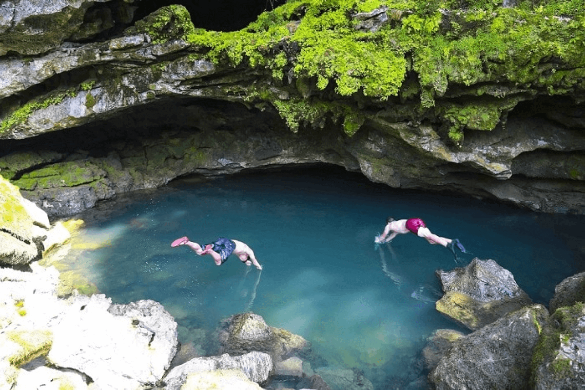 Trải nghiệm tour Hang Trạ Ang