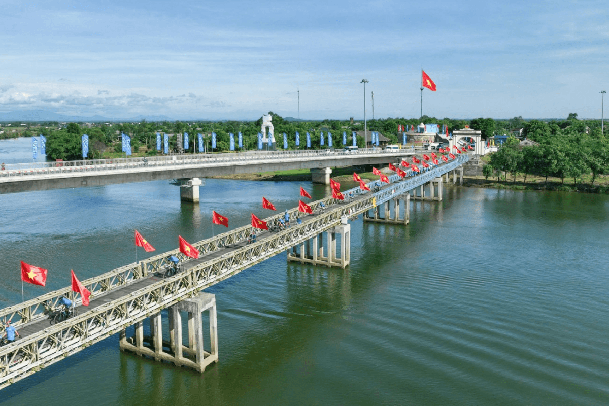 Sông Bến Hải – Dòng Sông Lịch Sử Tại Quảng Trị 2 Cầu Hiền Lương – dấu ấn nổi bật trên sông Bến Hải
