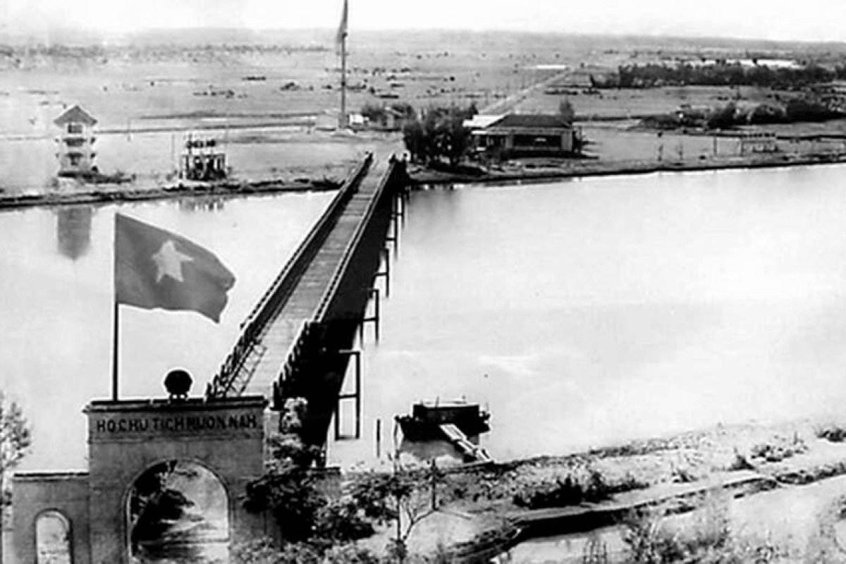 Lịch sử cầu Hiền Lương