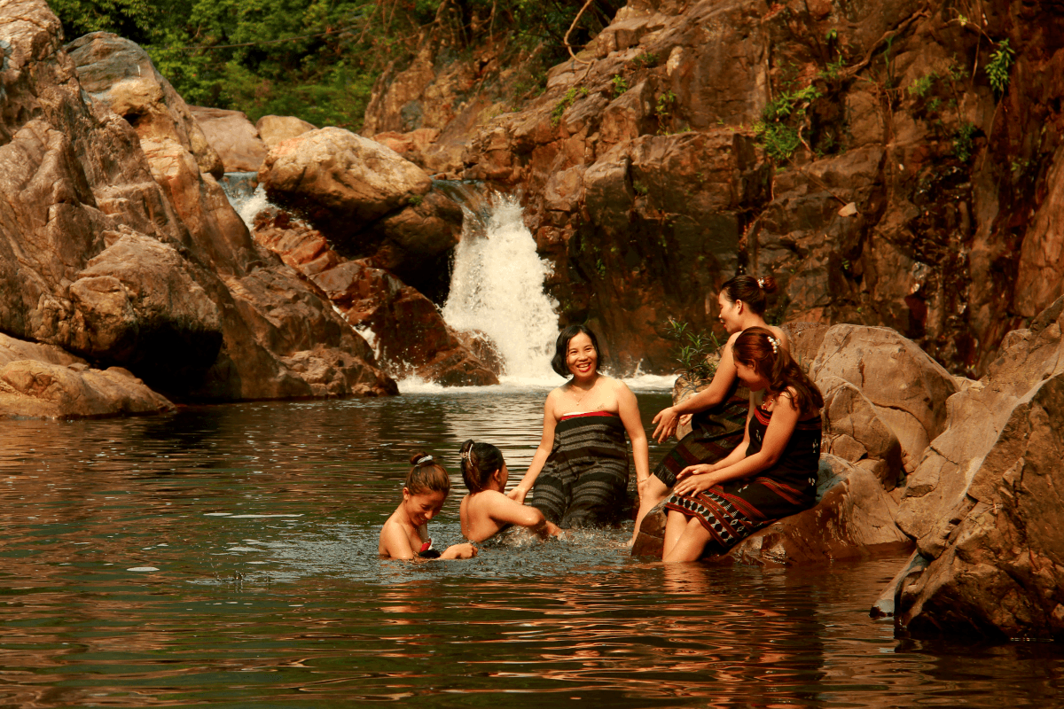 Trải nghiệm tại sông Đakrông