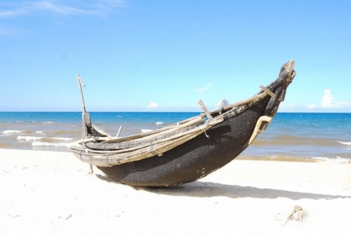 Bãi biển Mỹ Thủy ở đâu?