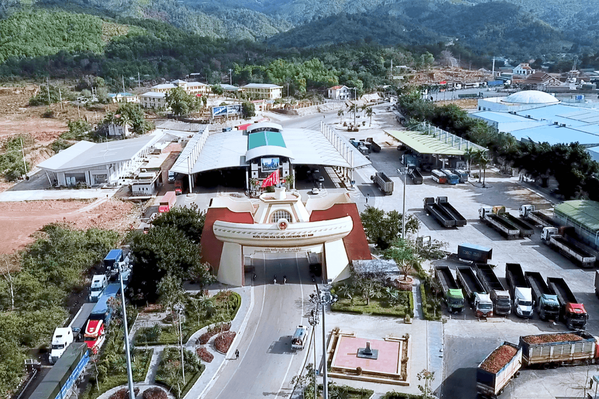 Không gian biên giới đặc trưng
