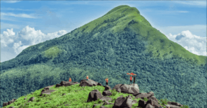 Pa Thiên Voi Mẹp: Hành Trình Trekking Giữa Đại Ngàn Quảng Trị