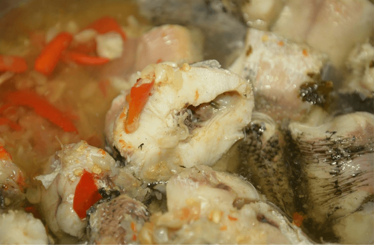 Chế Biến tạo nên hương vị đặc trưng của canh ám Làng Lam